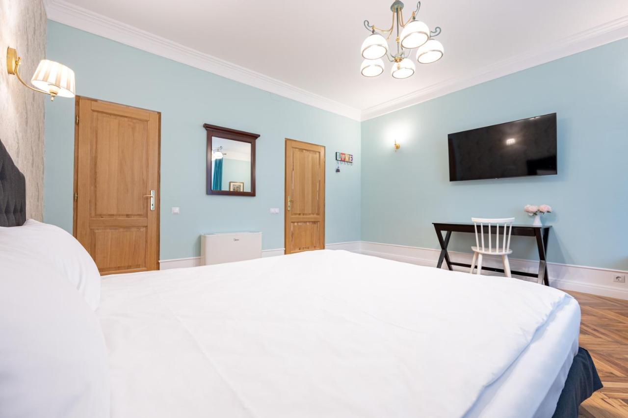 Old City Apartment Орадеа Екстериор снимка