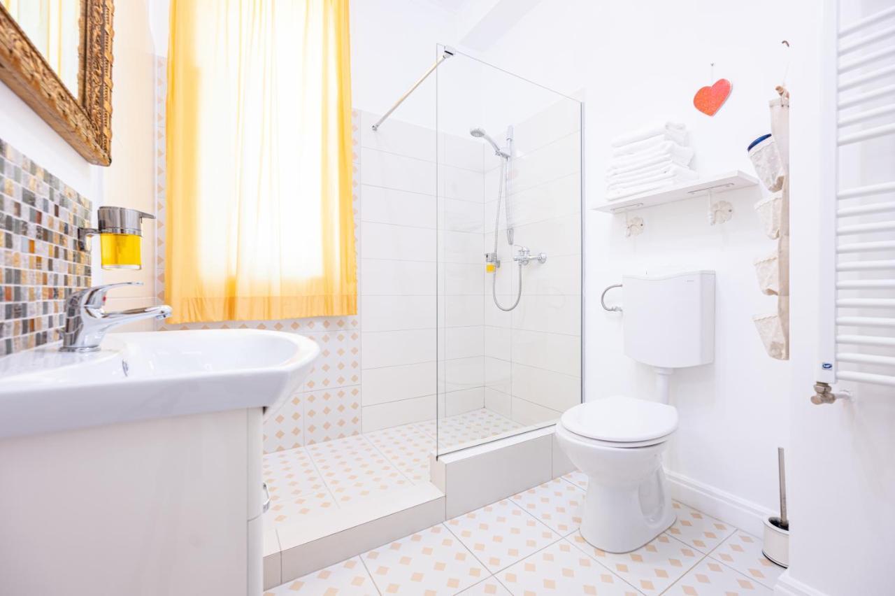 Old City Apartment Орадеа Екстериор снимка