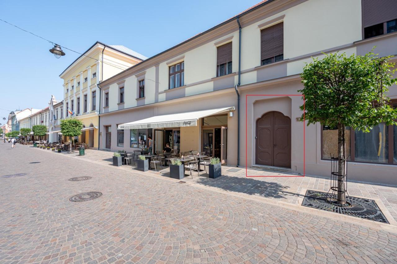 Old City Apartment Орадеа Екстериор снимка